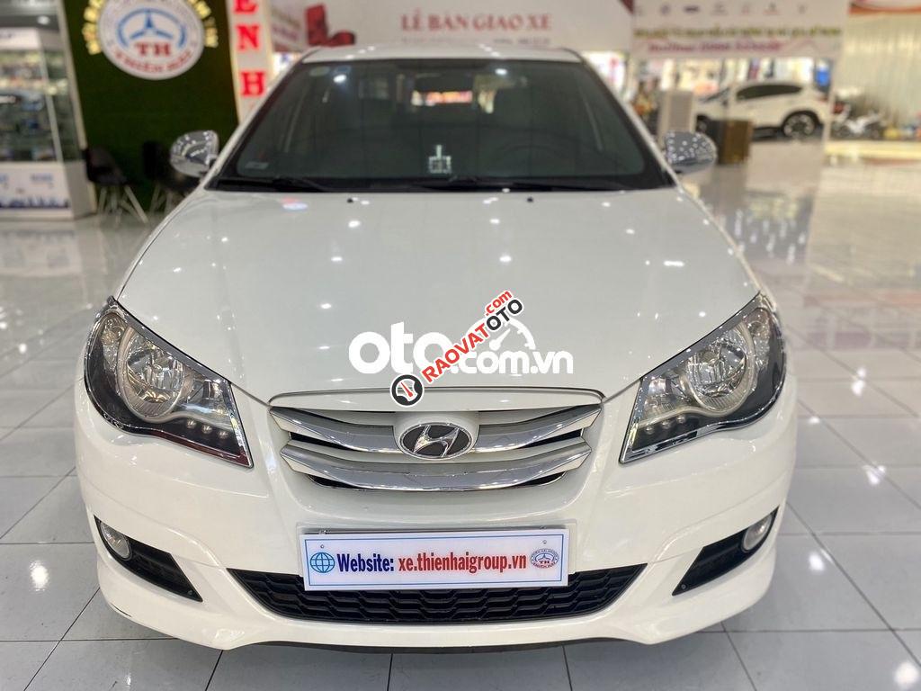 Cần bán lại xe Hyundai Avante 1.6MT đời 2012, màu trắng xe gia đình, giá tốt-2