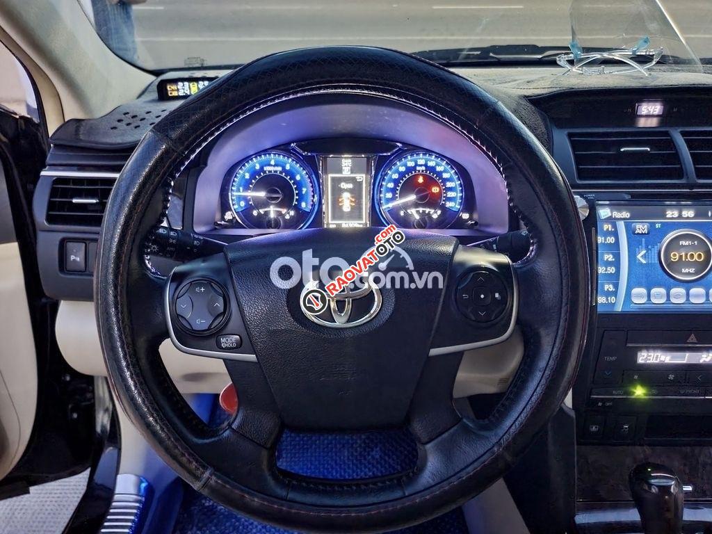 Cần bán gấp Toyota Camry 2.5G đời 2016, giá 775tr-6