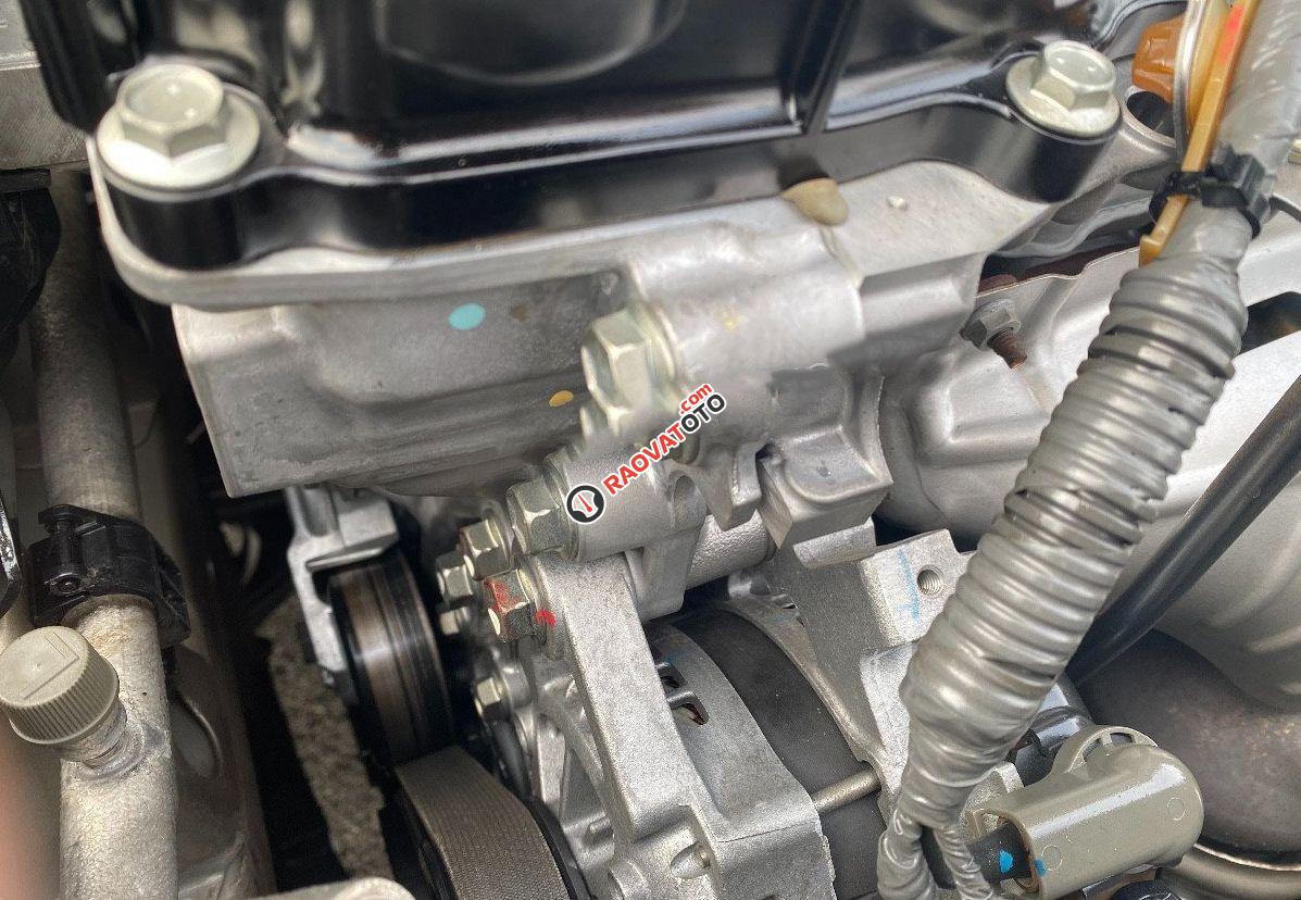 Cần bán xe Toyota Vios 1.5G AT sản xuất 2016, màu vàng  -5