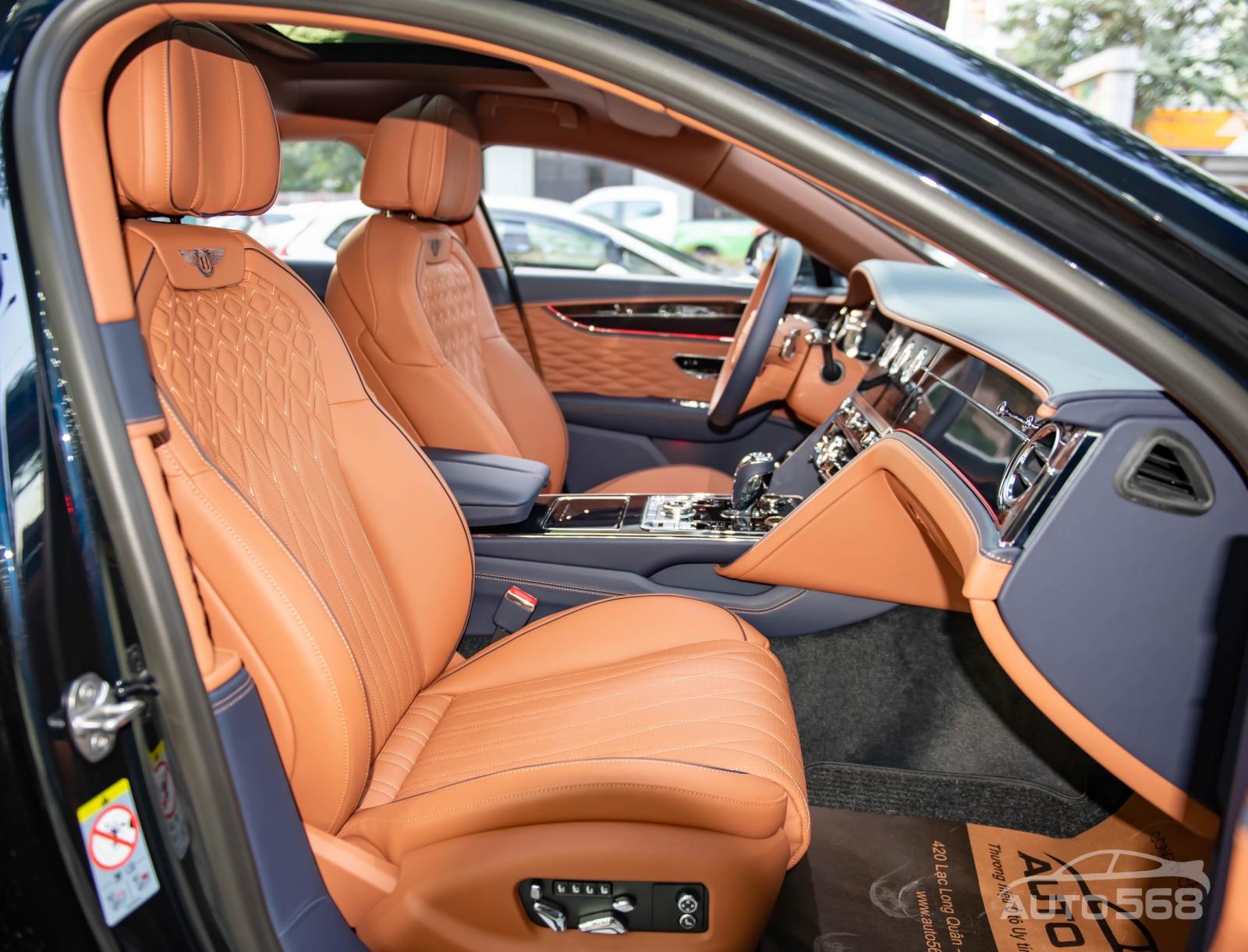 Bán ô tô Bentley Flying Spur V8 04 seats 2022, màu xanh đen, xe giao ngay-11