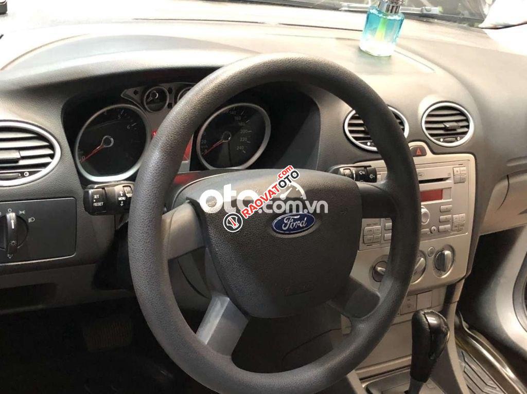 Cần bán lại xe Ford Focus 1.8L 2011, màu đen-3