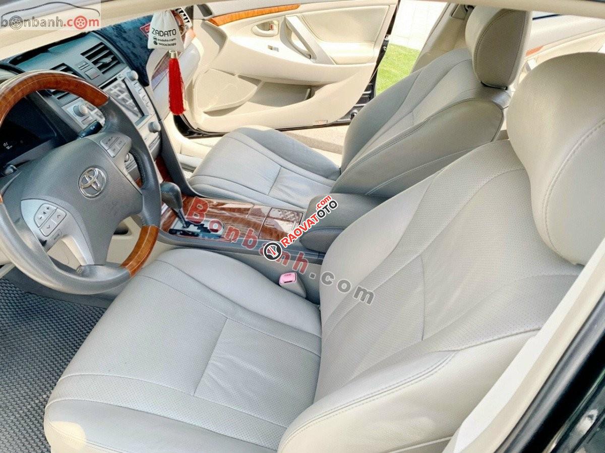 Cần bán gấp Toyota Camry 2.0E sản xuất năm 2009, màu đen, nhập khẩu  -2