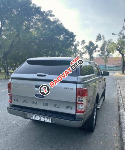 Cần bán xe Ford Ranger XLS 2.2L 4x2 MT năm sản xuất 2017, màu xám-5