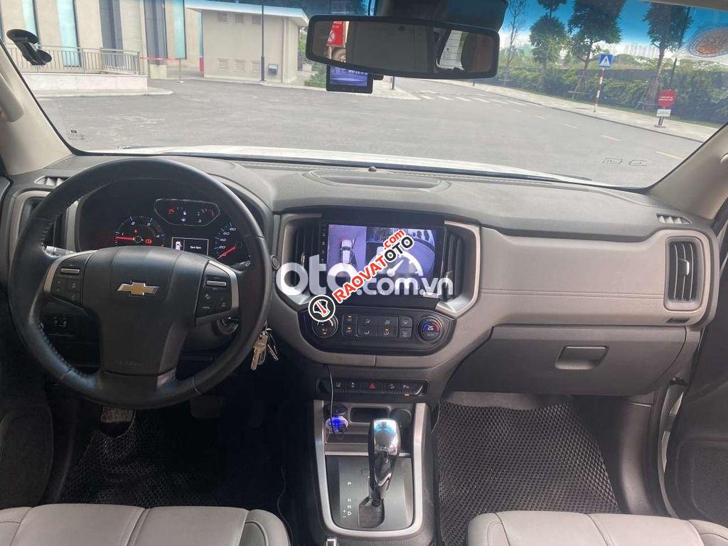 Cần bán xe Chevrolet Colorado LTZ đời 2019, màu trắng, xe nhập-3