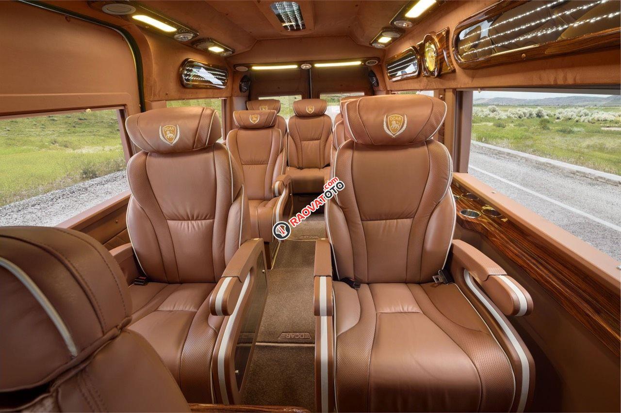 Bán xe Limousine cao cấp 10 chỗ - Ford Transit, màu trắng chính chủ-4