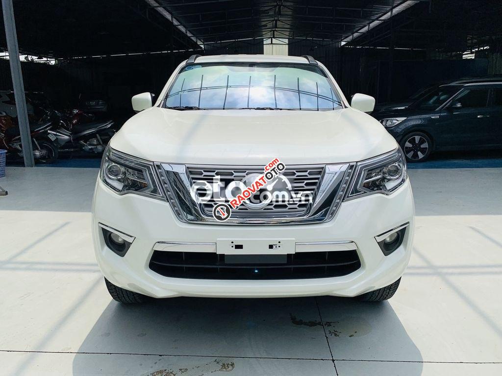 Cần bán lại xe Nissan Terrano 2.5MT 2018, màu trắng, xe nhập còn mới-0