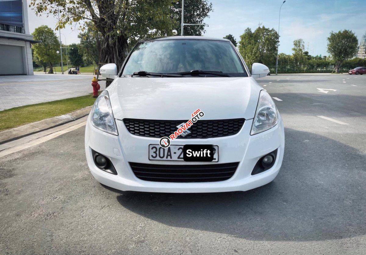 Bán ô tô Suzuki Swift 1.4 AT đời 2014, màu trắng còn mới giá cạnh tranh-4