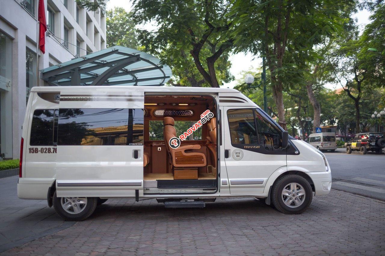 Bán xe Limousine cao cấp 10 chỗ - Ford Transit, màu trắng chính chủ-0