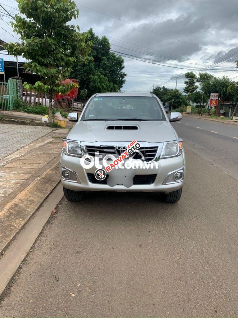 Bán Toyota Hilux G đời 2012, màu bạc, xe nhập số sàn -11