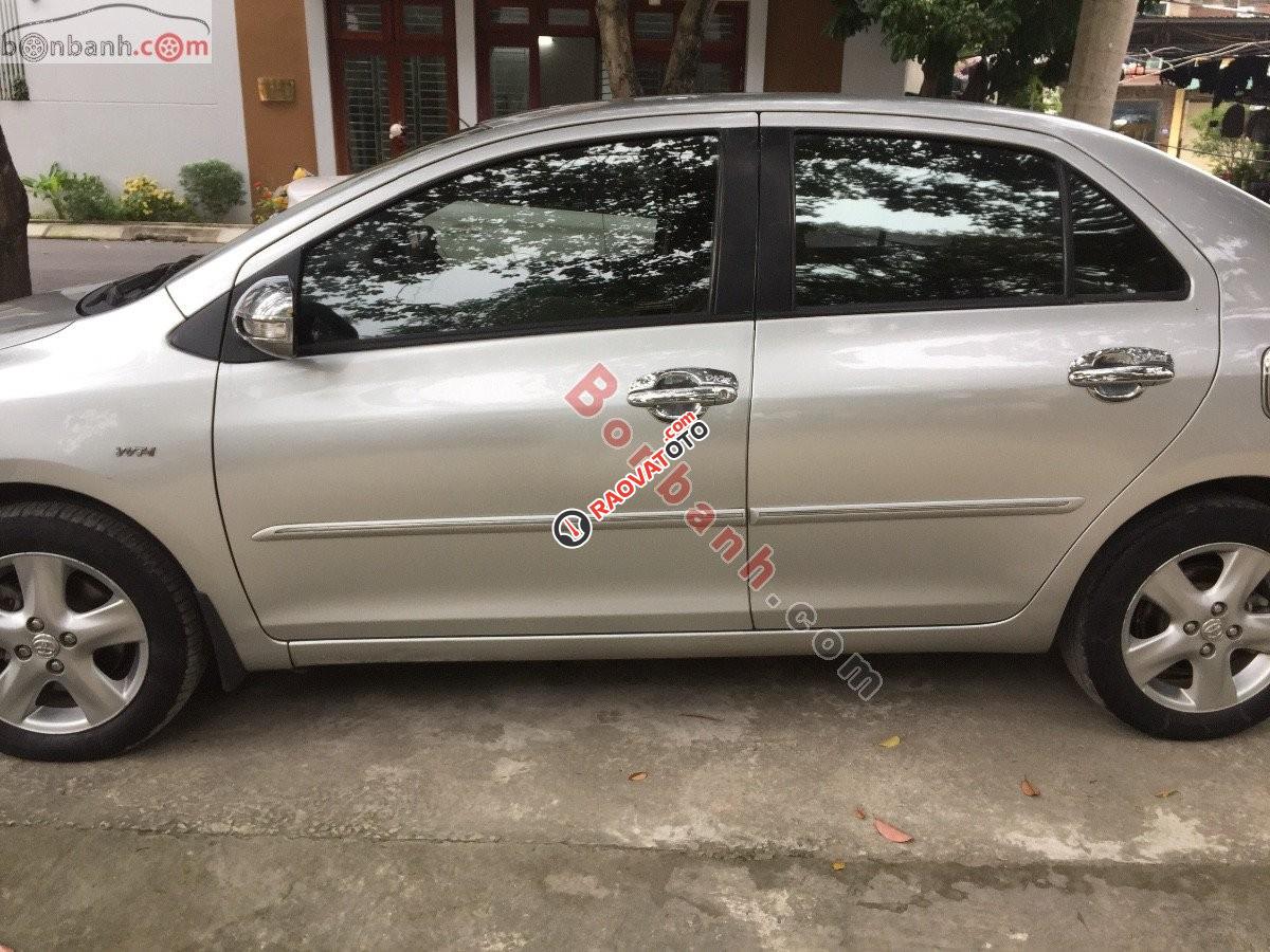 Cần bán gấp Toyota Vios G năm 2008, màu bạc-1