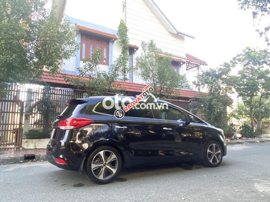Bán xe Kia Rondo 2.0GAT năm sản xuất 2016, màu đen-10