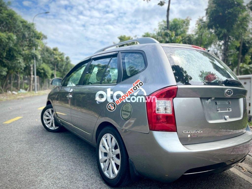 Cần bán gấp Kia Carens 2.0AT đời 2011, màu xám xe gia đình, giá chỉ 315 triệu-5