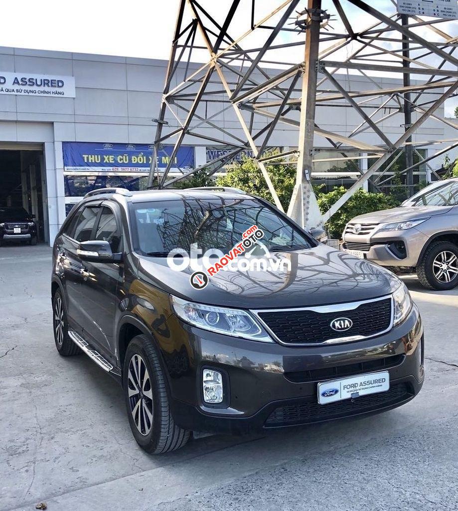 Cần bán lại xe Kia Sorento 2.4GAT đời 2016 xe gia đình-6