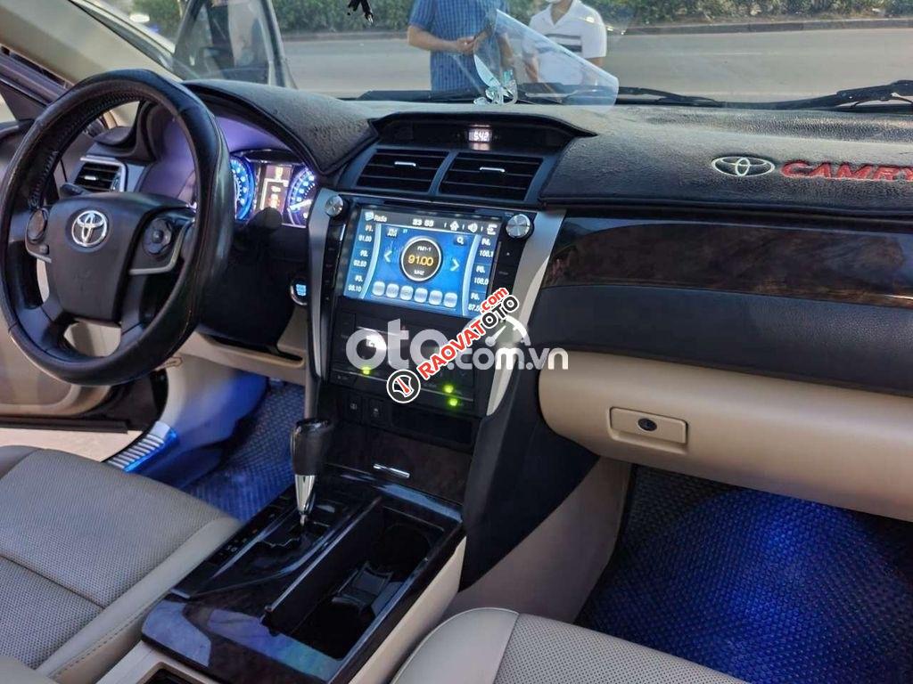 Cần bán lại xe Toyota Camry 2.5G năm sản xuất 2016 xe gia đình, 775 triệu-8