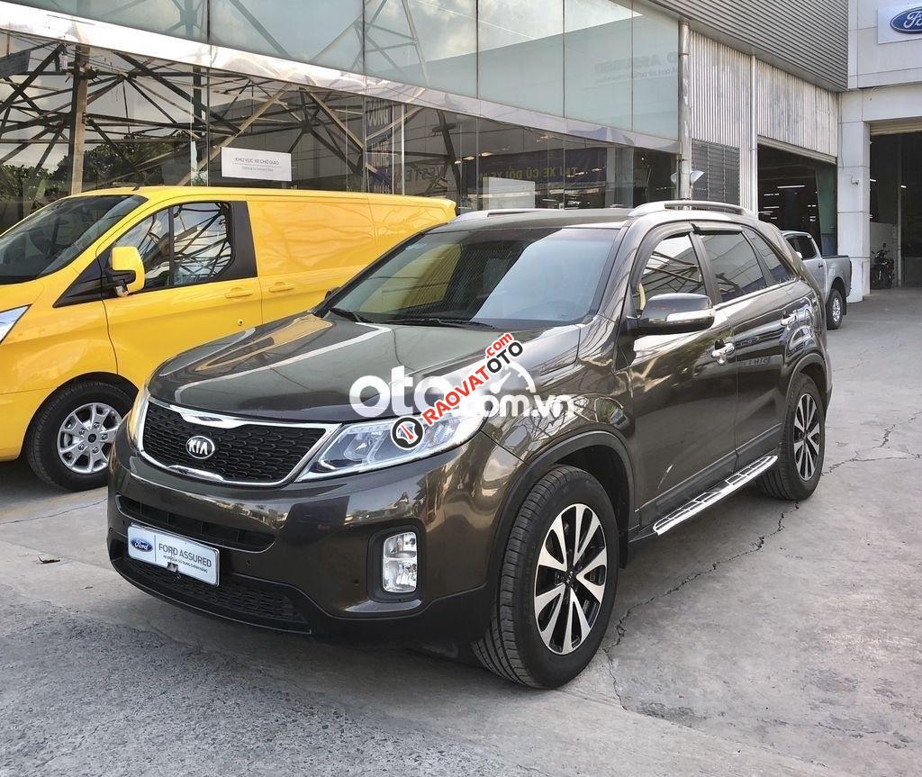 Cần bán lại xe Kia Sorento 2.4GAT đời 2016 xe gia đình-1