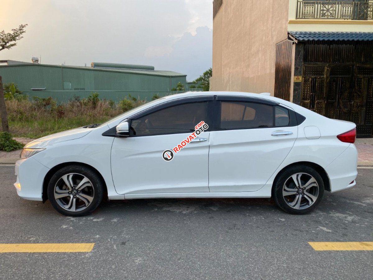 Cần bán xe Honda City 1.5AT sản xuất năm 2016, màu trắng-2