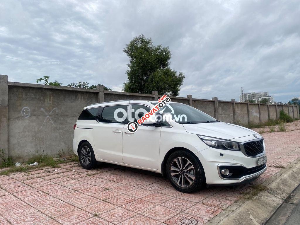 Bán xe Kia Sedona GATH đời 2017, màu trắng -0