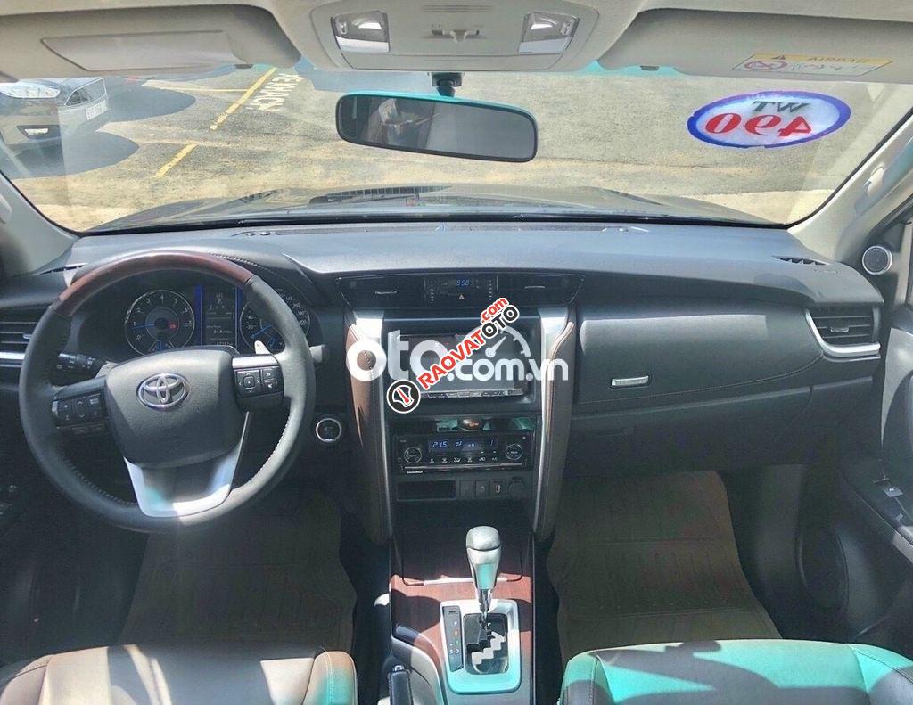 Xe Toyota Fortuner 2.7V đời 2017, màu nâu, xe nhập chính chủ, 866tr-3