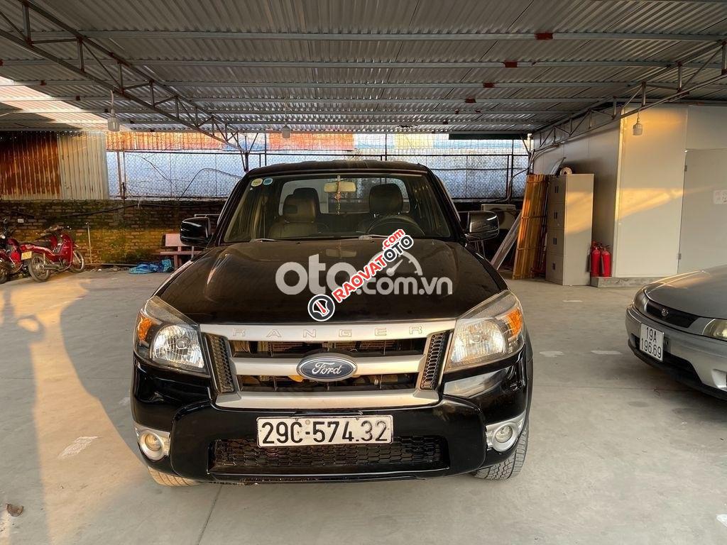 Cần bán gấp Ford Ranger XL 4x4 năm 2009, màu đen, xe nhập, giá tốt-0