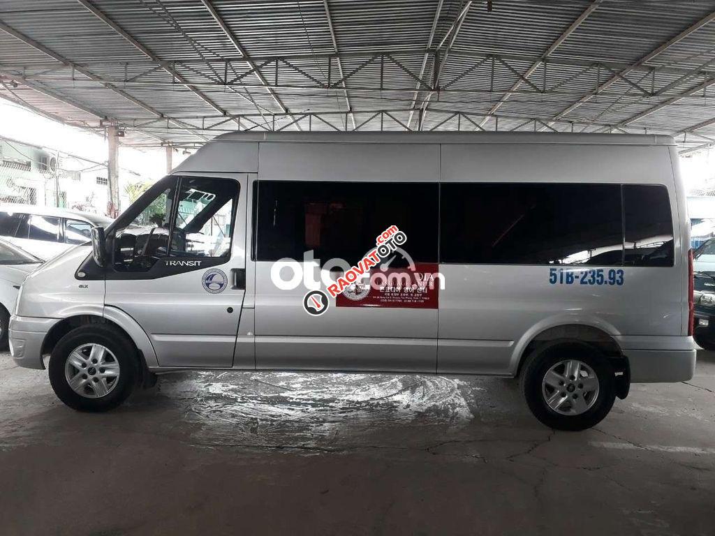 Cần bán lại xe Ford Transit Luxury sản xuất 2017, màu bạc còn mới-7