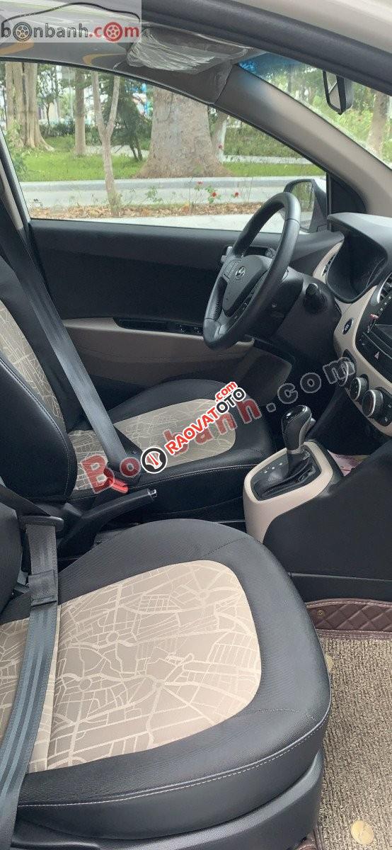 Cần bán Hyundai Grand i10 1.0 AT đời 2017, màu trắng còn mới giá cạnh tranh-1