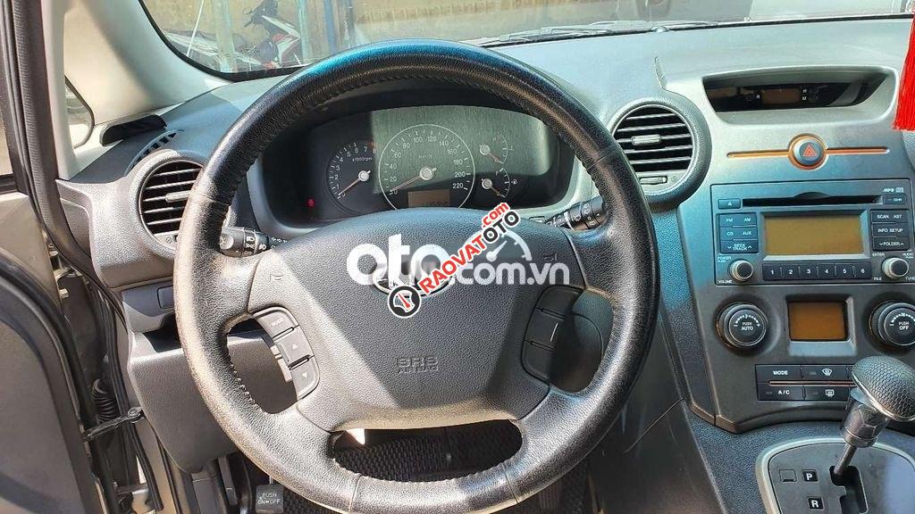 Bán Kia Carens AT năm sản xuất 2010, màu bạc số tự động-6