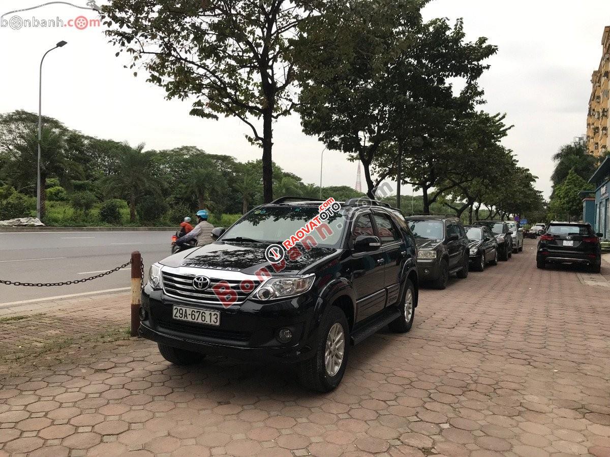 Bán Toyota Fortuner G 2013, màu đen còn mới, 610 triệu-8