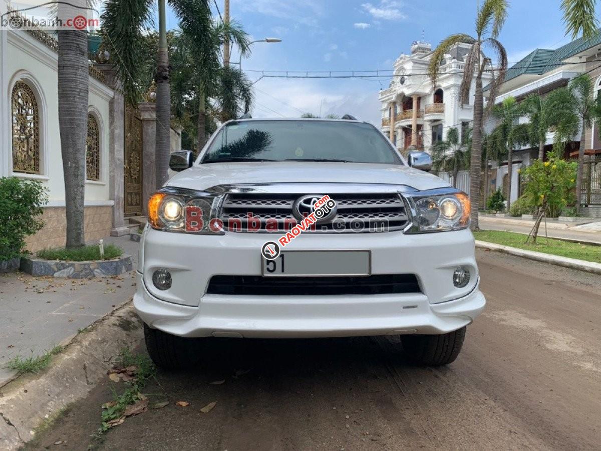 Bán ô tô Toyota Fortuner Sportivo 2013, màu trắng chính chủ-7
