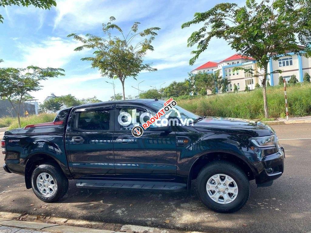 Bán ô tô Ford Ranger XLS MT sản xuất 2015, màu đen, nhập khẩu nguyên chiếc -8