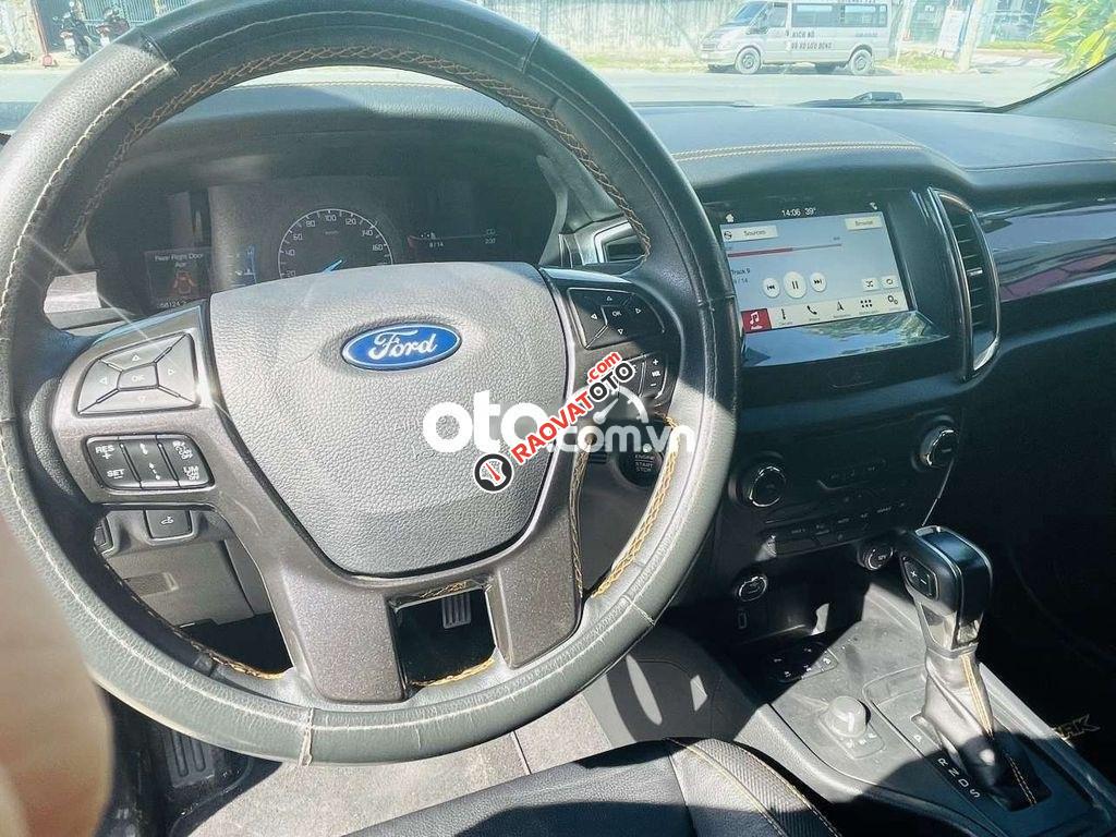 Cần bán lại xe Ford Ranger Wildtrak đời 2018, màu trắng, xe nhập-3