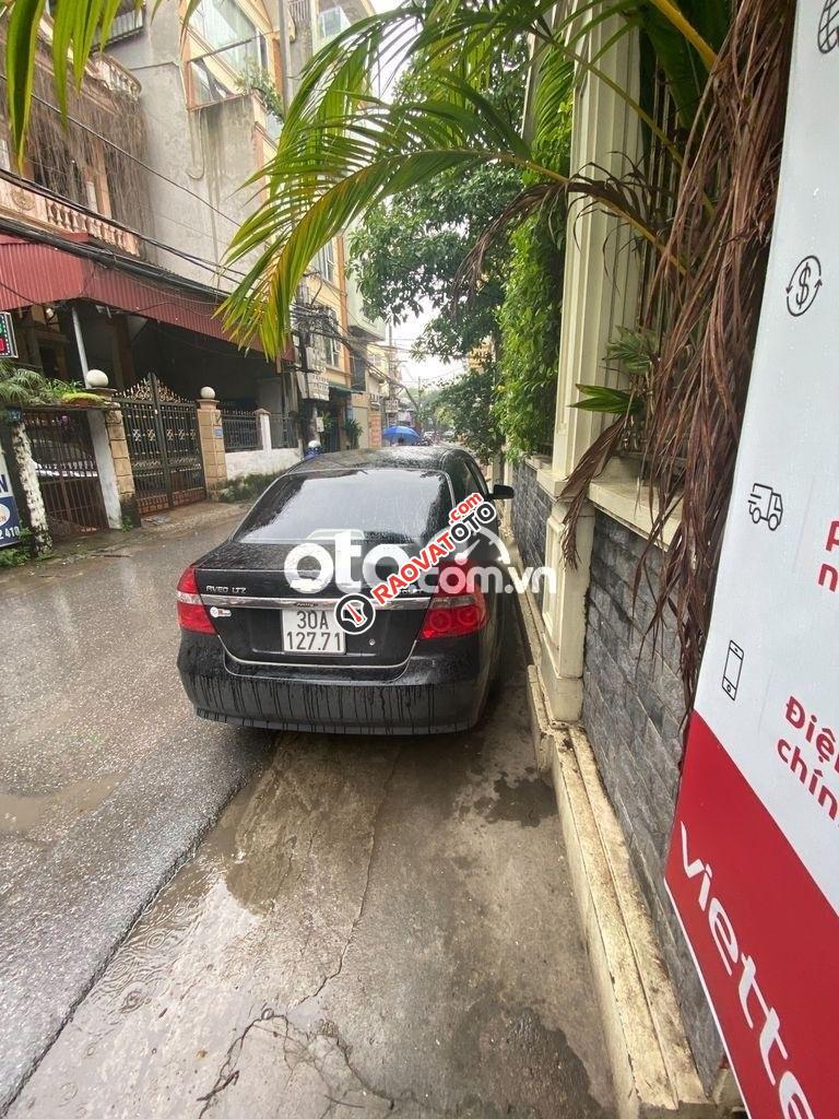 Cần bán xe Chevrolet Aveo LTZ đời 2014, màu đen, nhập khẩu chính chủ-4