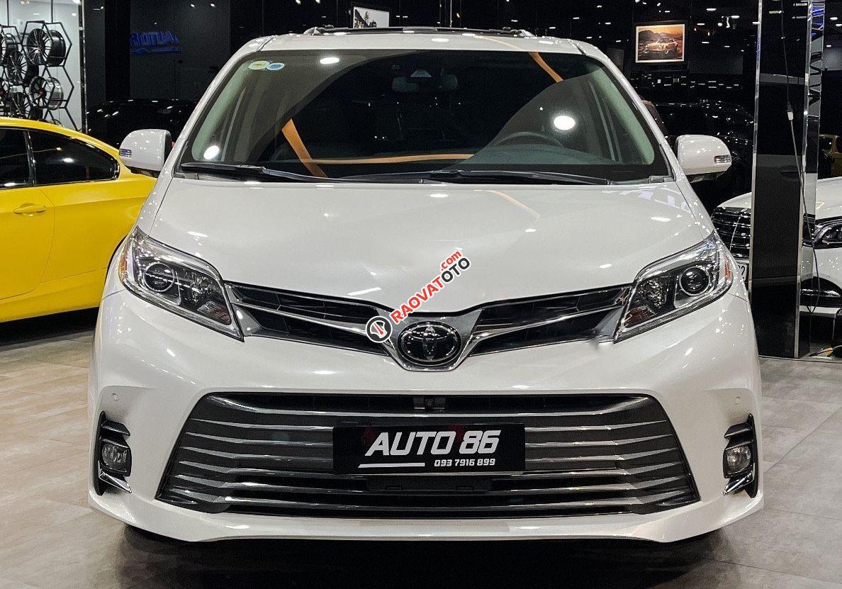 Cần bán xe Toyota Sienna Limited đời 2019, màu trắng, xe nhập-2