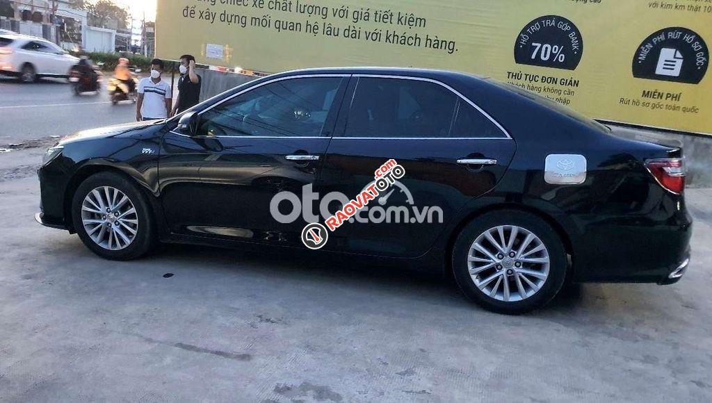 Bán Toyota Camry 2.5G đời 2016 xe gia đình-6