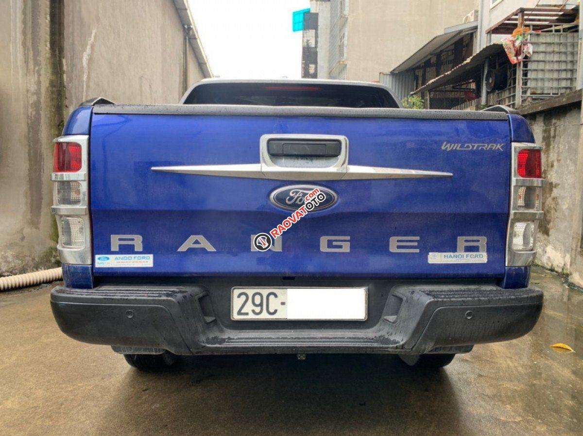 Cần bán lại xe Ford Ranger Wildtrak 2.2L 4x2 AT 2017, màu xanh lam, nhập khẩu ít sử dụng-2