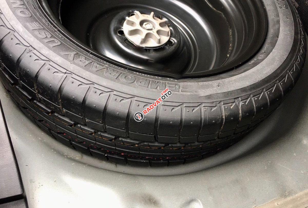 Bán Mazda 6 2.0L Premium sản xuất năm 2017, màu đen còn mới, giá chỉ 689 triệu-3