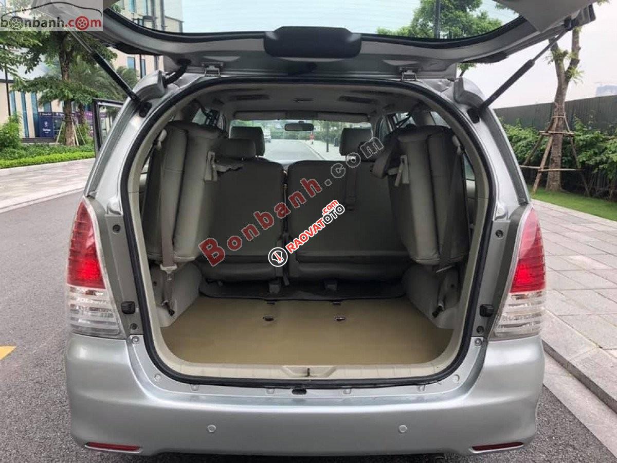 Bán xe Toyota Innova V năm sản xuất 2009, màu xám, giá chỉ 298 triệu-0