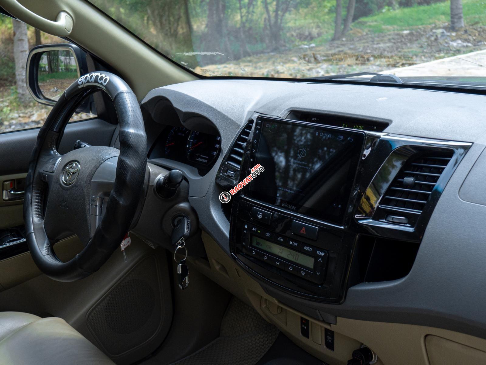 Cần bán Toyota Fortuner 2.7V sản xuất 2013, đăng ký 2014. Xe ngon giá tốt chính chủ biển HCM-6