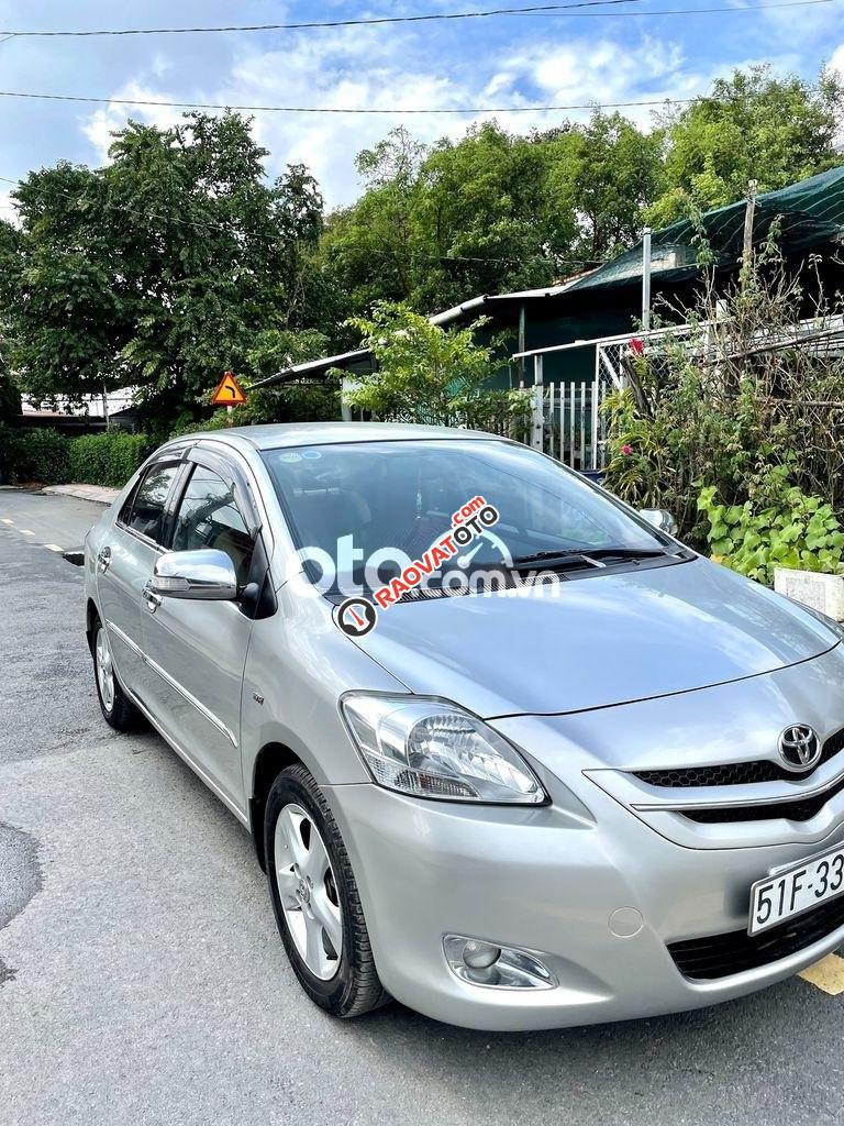 Bán xe Toyota Vios E năm sản xuất 2009, màu bạc số sàn-10