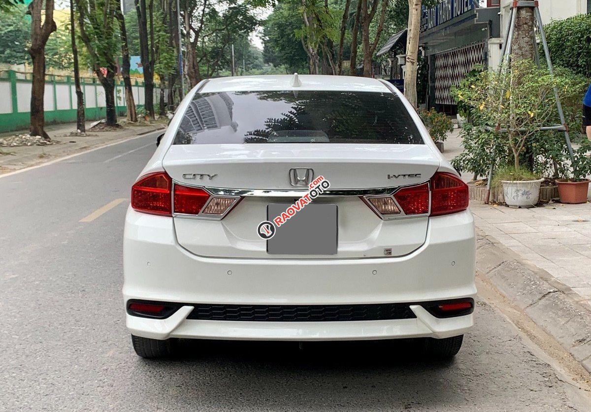 Cần bán xe Honda City Top sản xuất 2017, màu trắng-4