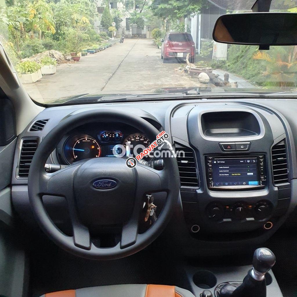 Cần bán gấp Ford Ranger XL sản xuất năm 2016, màu đen, nhập khẩu Thái Lan số sàn-9