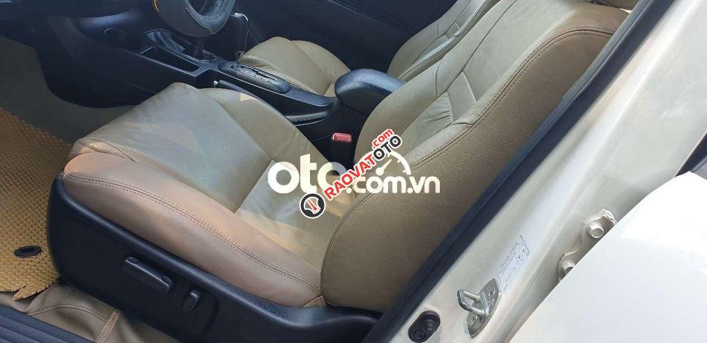 Cần bán lại xe Toyota Fortuner Sportivo sản xuất 2015, màu trắng số tự động-3