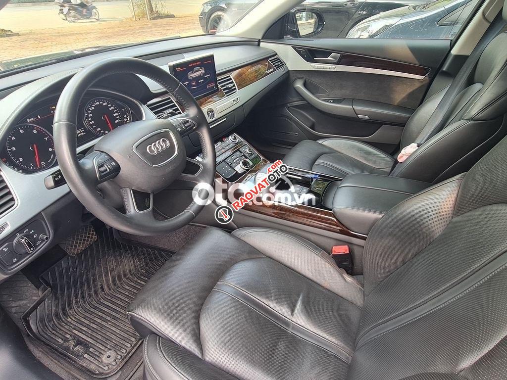 Cần bán gấp Audi A8 4.0L đời 2014, màu đen, xe nhập-1