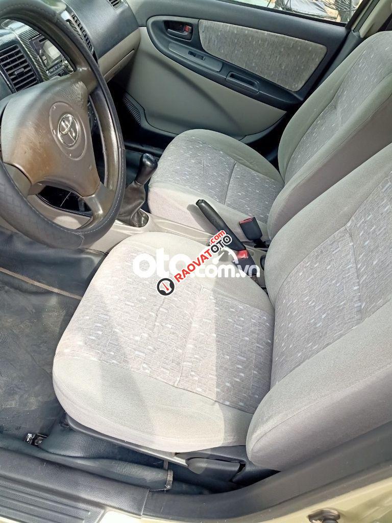 Xe Toyota Vios 1.5G năm sản xuất 2005-6