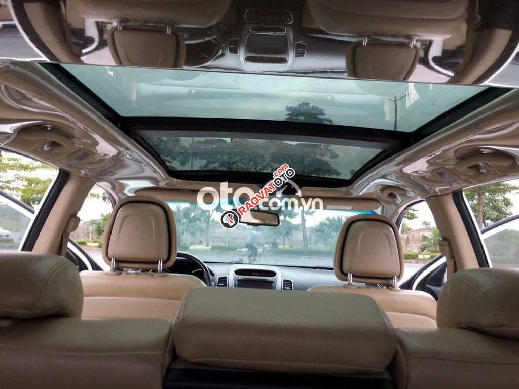 Cần bán xe Kia Sorento DATH sản xuất 2017, màu trắng số tự động -4