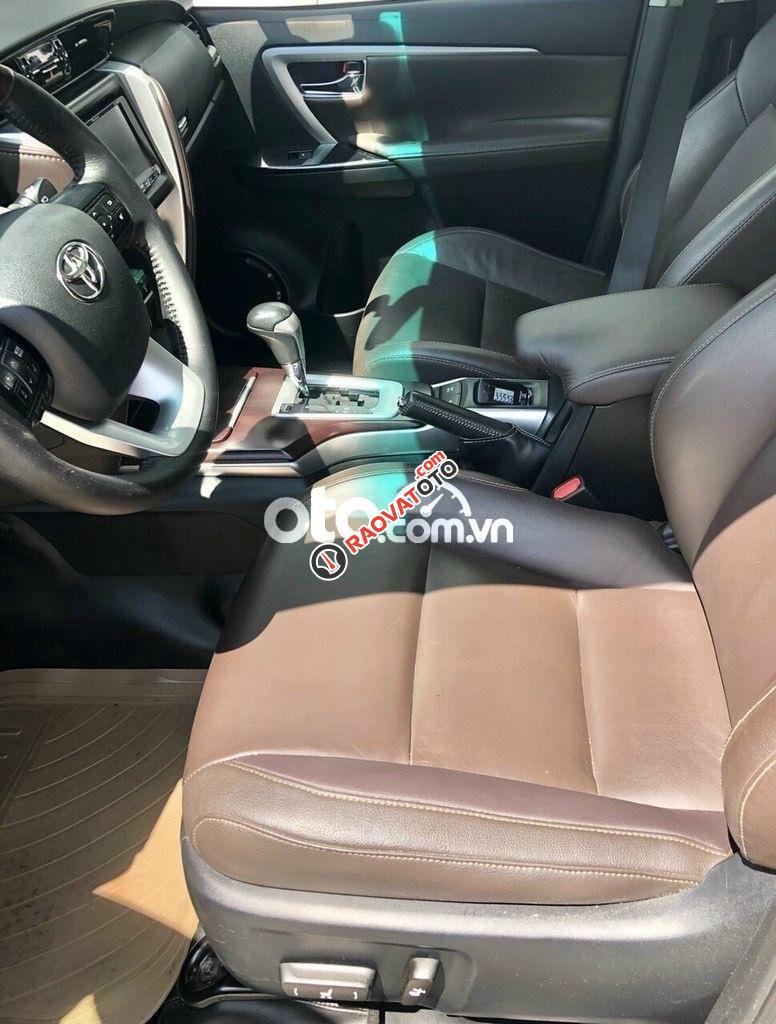 Xe Toyota Fortuner 2.7V đời 2017, màu nâu, xe nhập chính chủ, 866tr-0