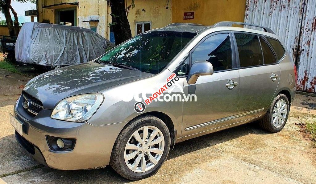 Bán Kia Carens AT năm sản xuất 2010, màu bạc số tự động-0