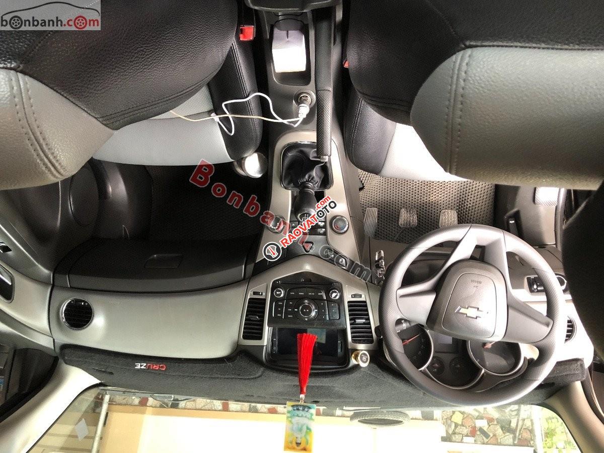 Bán Chevrolet Cruze MT năm sản xuất 2011, màu đen-0