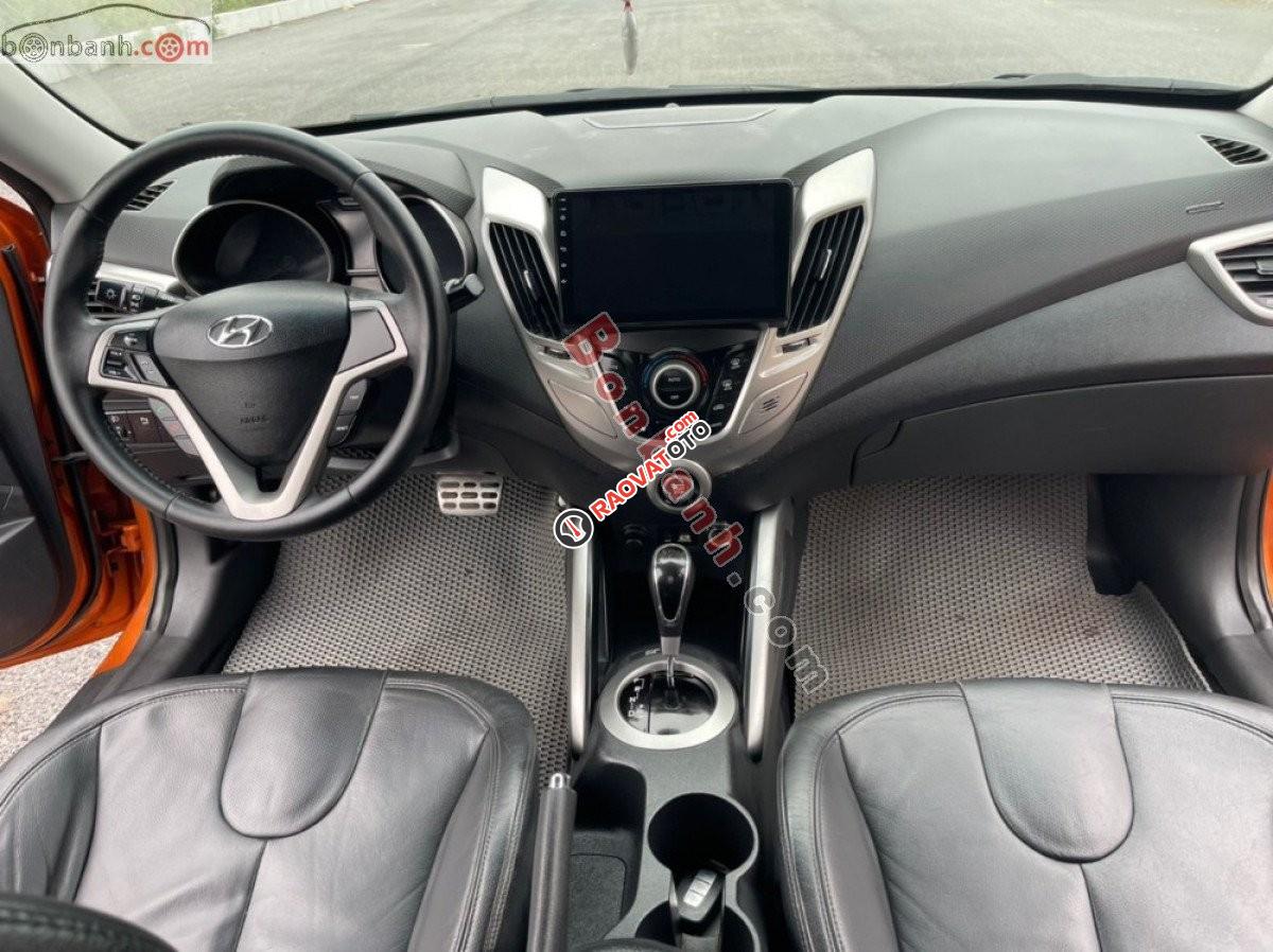 Cần bán xe Hyundai Veloster 1.6 AT đời 2011, nhập khẩu nguyên chiếc như mới-1