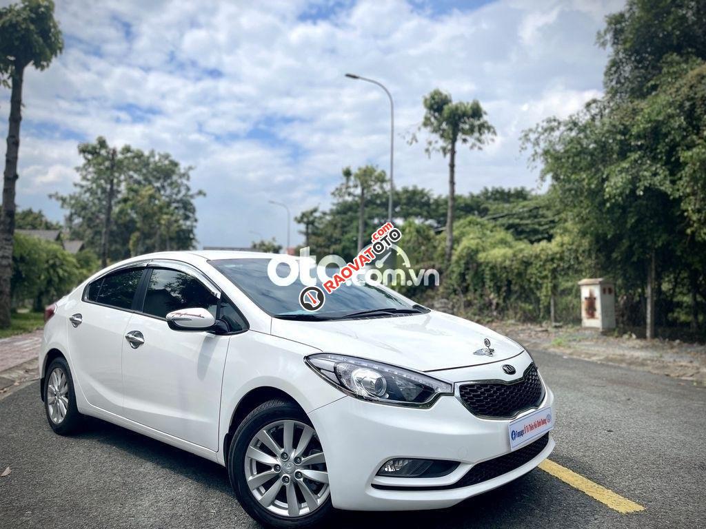 Cần bán xe Kia K3 1.6MT đời 2016, màu trắng-0