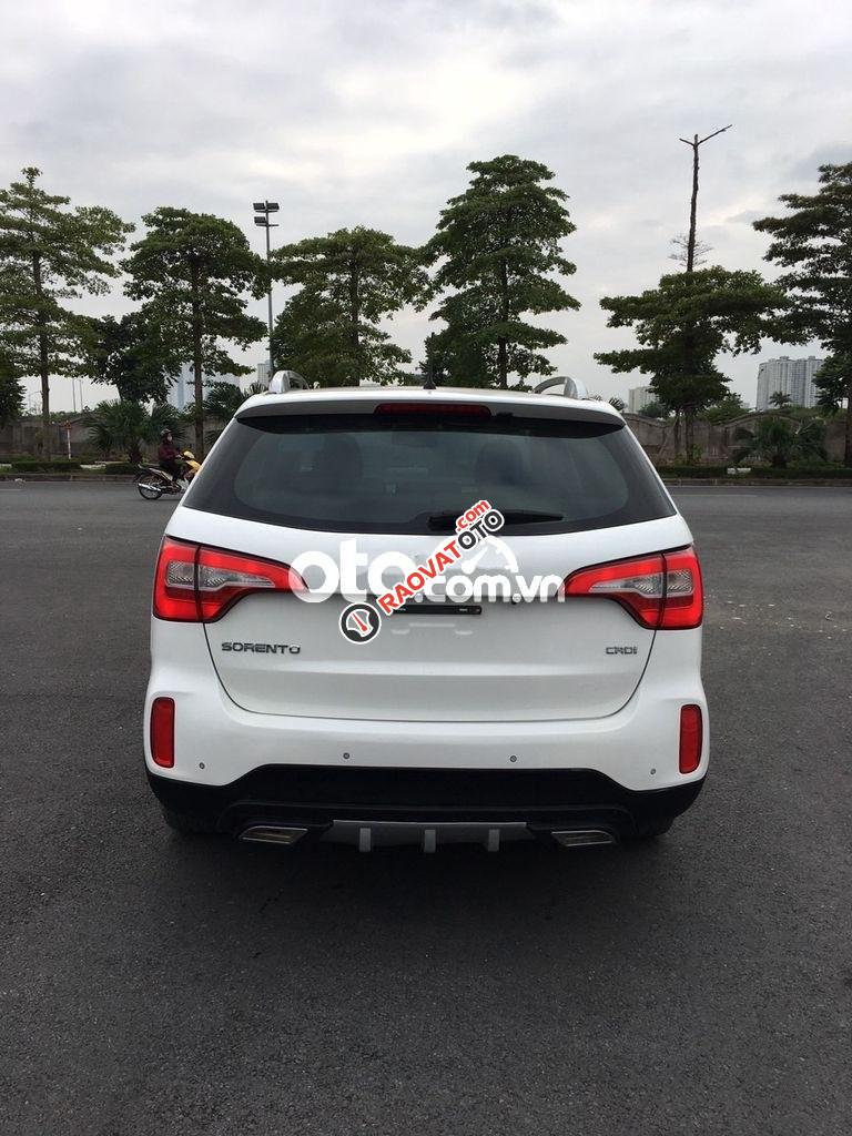 Cần bán xe Kia Sorento DATH sản xuất 2017, màu trắng số tự động -10